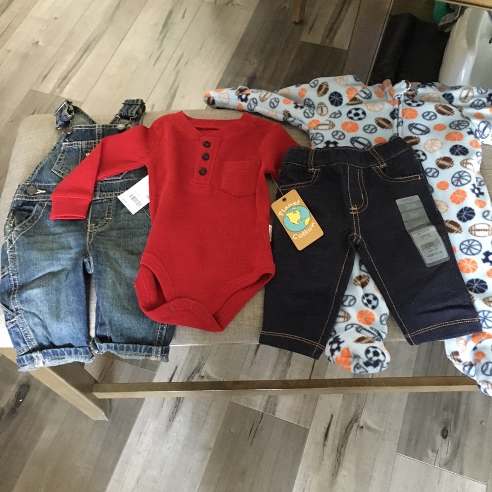 Baby boy clothing  bundle 0-3 months👶🏻